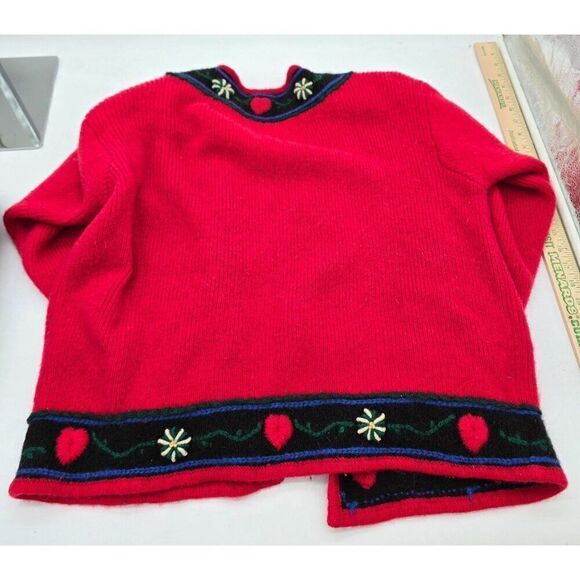 PBJ Sport Womens XL Red Wool Cardigan With Heart Buttons & Floral Embroidery - Picture 6 of 7